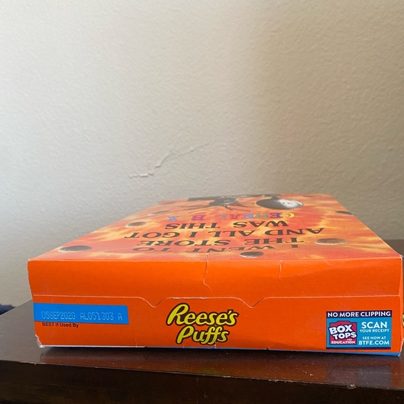 Official Travis Scott x Reese's Puffs Cereal Box - Picture 4 of 4